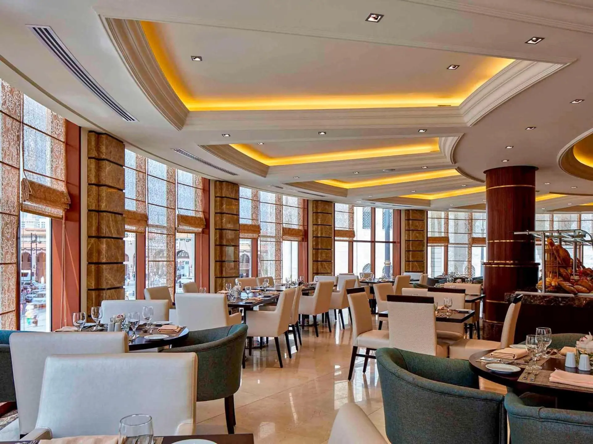 Pullman Zamzam Madinah 5